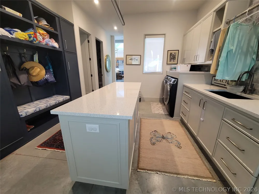 132 Meadowview Eufaula, OK 74432
