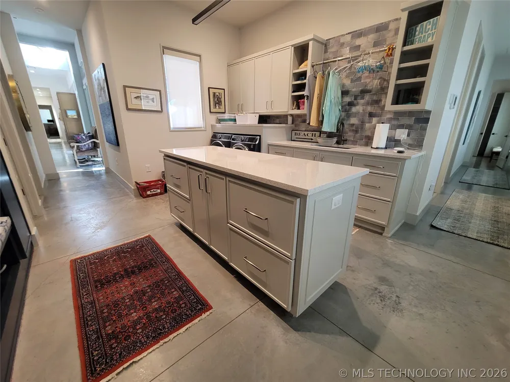 132 Meadowview Eufaula, OK 74432