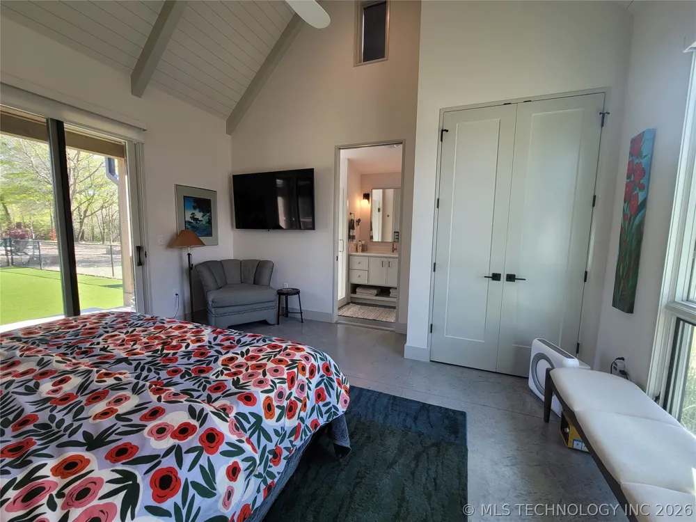 132 Meadowview Eufaula, OK 74432