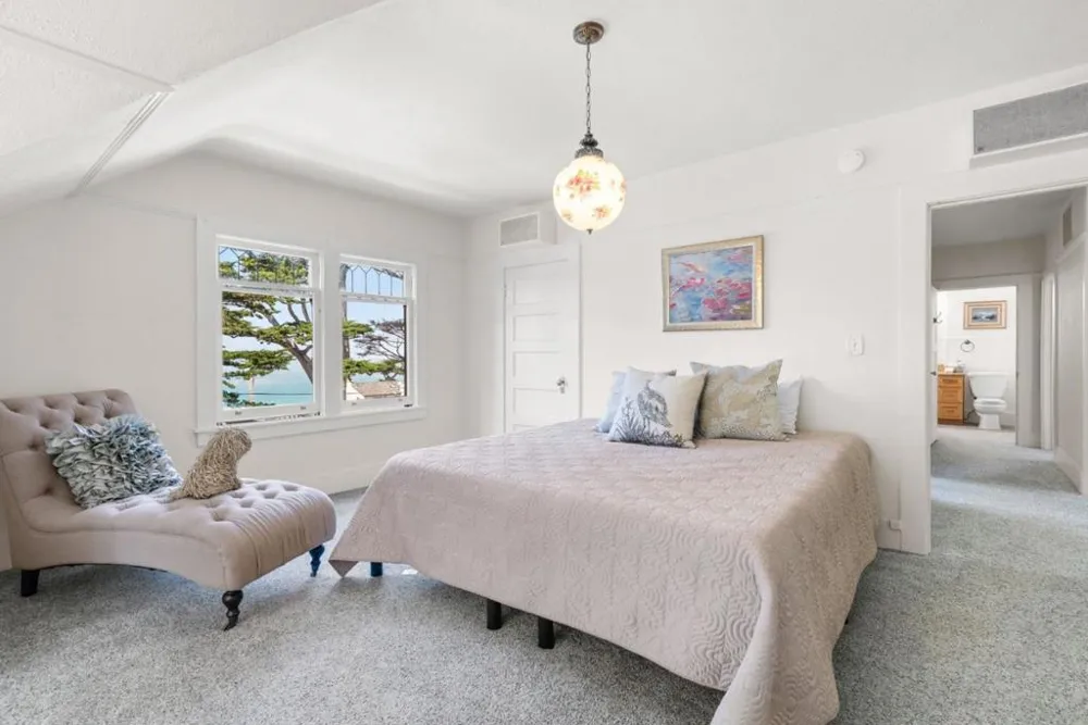 13th, 2NE San Antonio Carmel, CA 93921