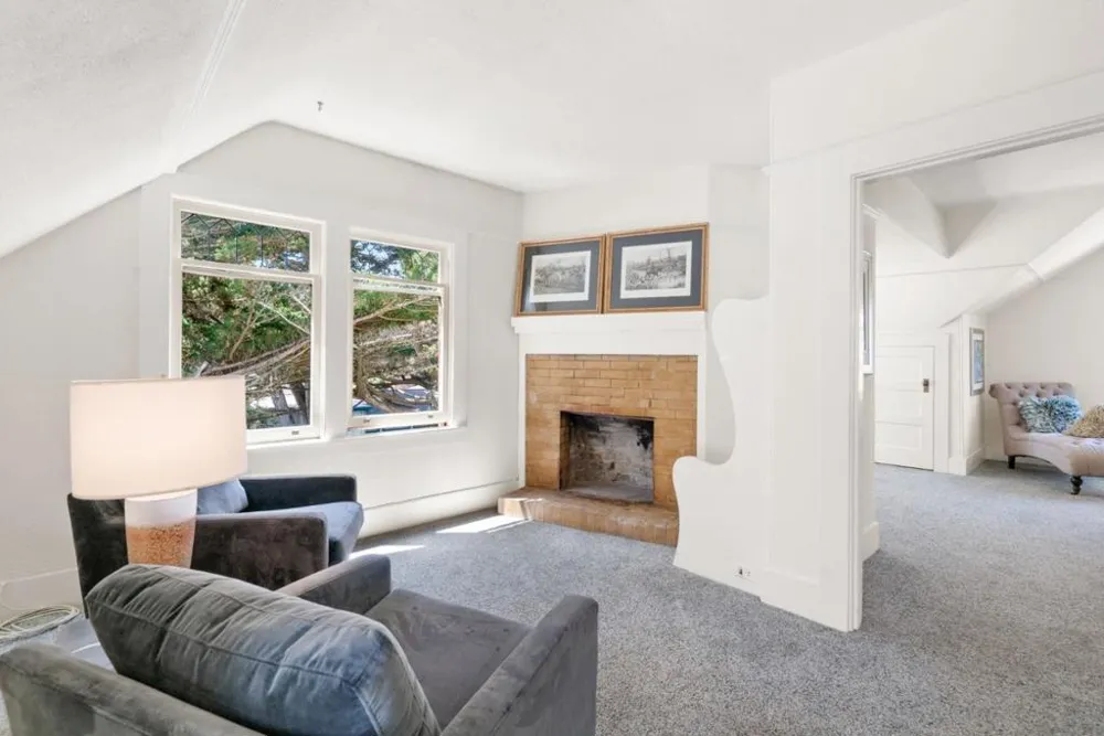 13th, 2NE San Antonio Carmel, CA 93921