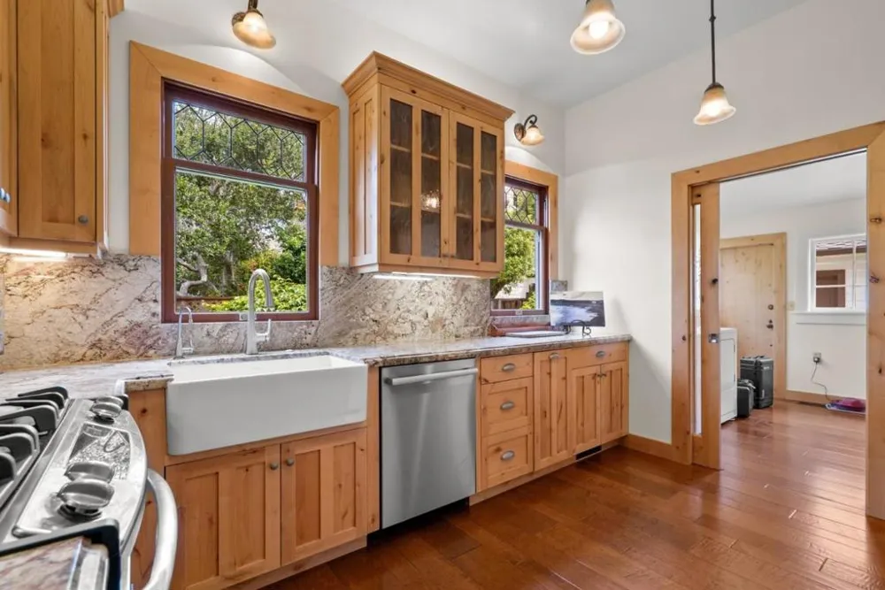 13th, 2NE San Antonio Carmel, CA 93921