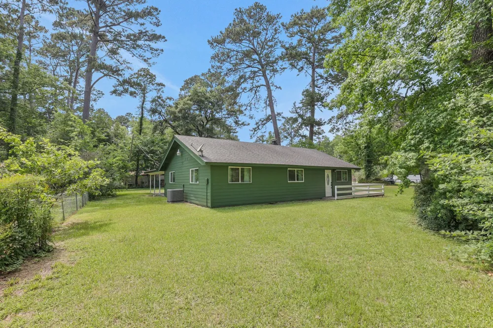 32 Gov Culberson Circle Point Blank, TX 77364