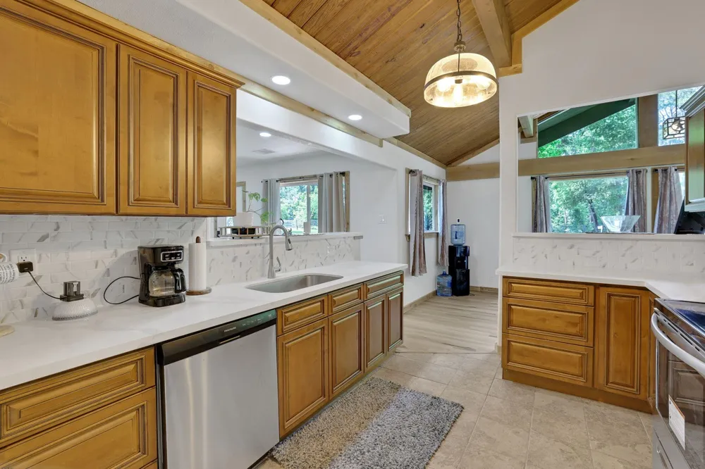 32 Gov Culberson Circle Point Blank, TX 77364