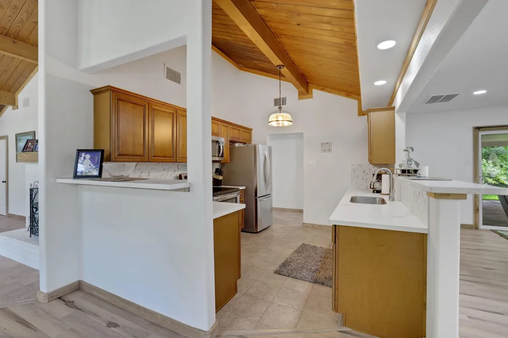 32 Gov Culberson Circle Point Blank, TX 77364