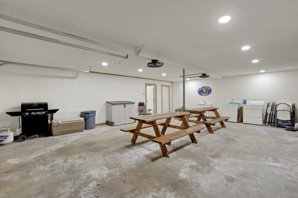 32 Gov Culberson Circle Point Blank, TX 77364