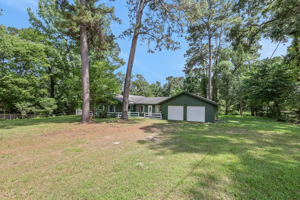 32 Gov Culberson Circle Point Blank, TX 77364