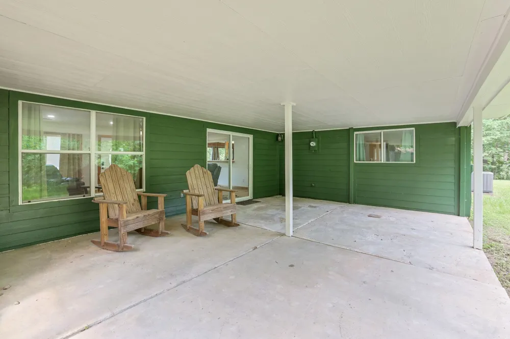 32 Gov Culberson Circle Point Blank, TX 77364