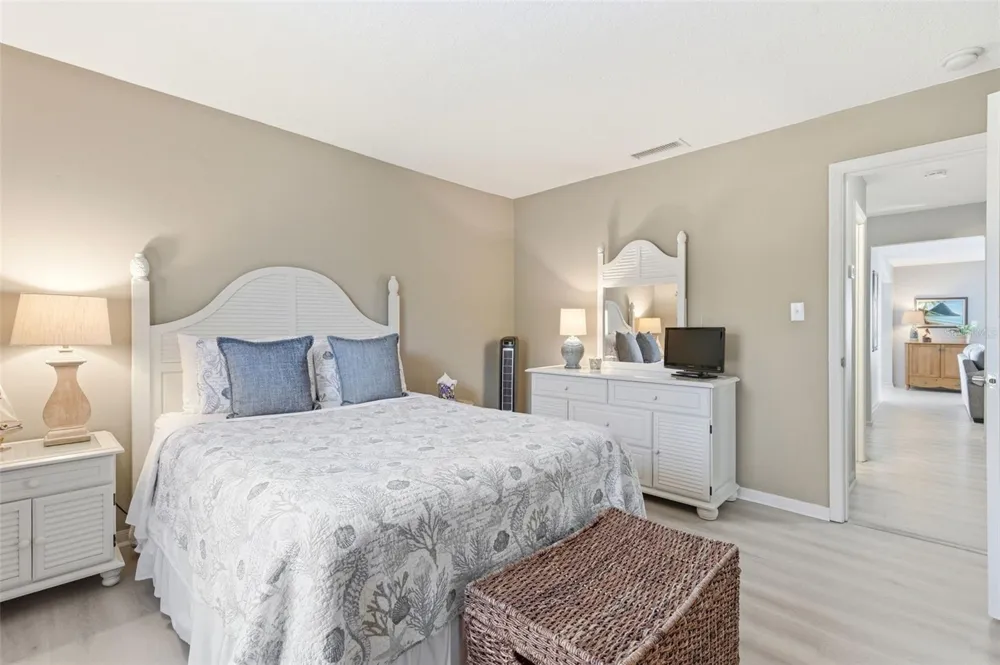 4805 COBIA DRIVE SE #D Furnished St Petersburg, FL 33705