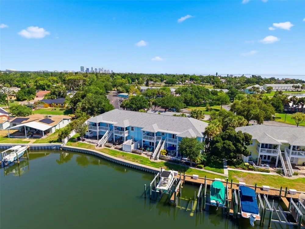 4805 COBIA DRIVE SE #D Furnished St Petersburg, FL 33705