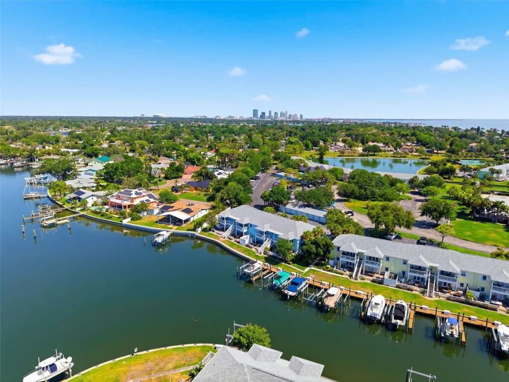 4805 COBIA DRIVE SE #D Furnished St Petersburg, FL 33705