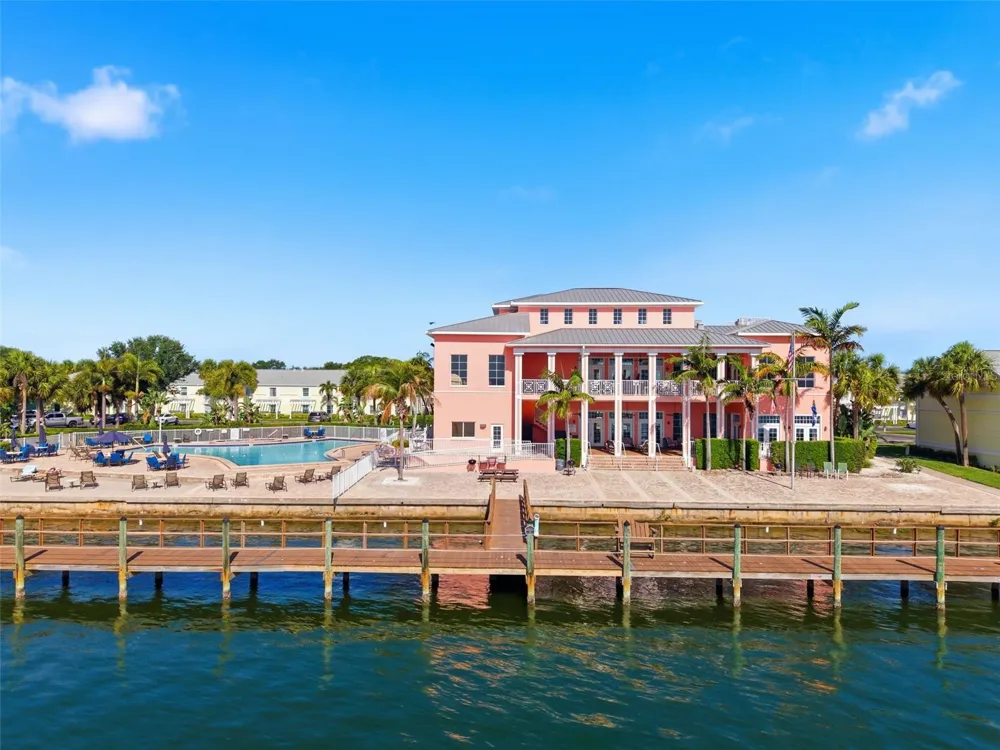 4805 COBIA DRIVE SE #D Furnished St Petersburg, FL 33705