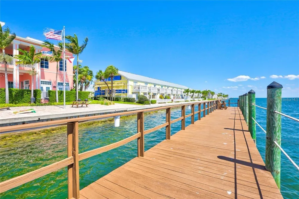 4805 COBIA DRIVE SE #D Furnished St Petersburg, FL 33705