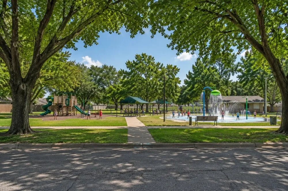 2700 Briarwood Lane Bellmead, TX 76705