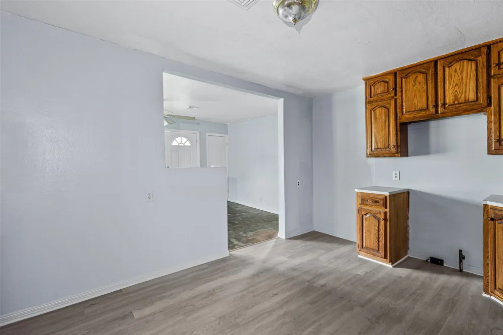 2700 Briarwood Lane Bellmead, TX 76705