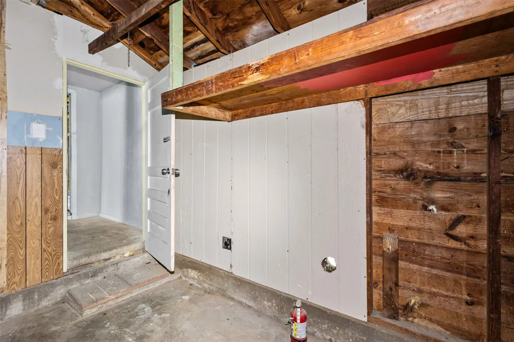 2700 Briarwood Lane Bellmead, TX 76705