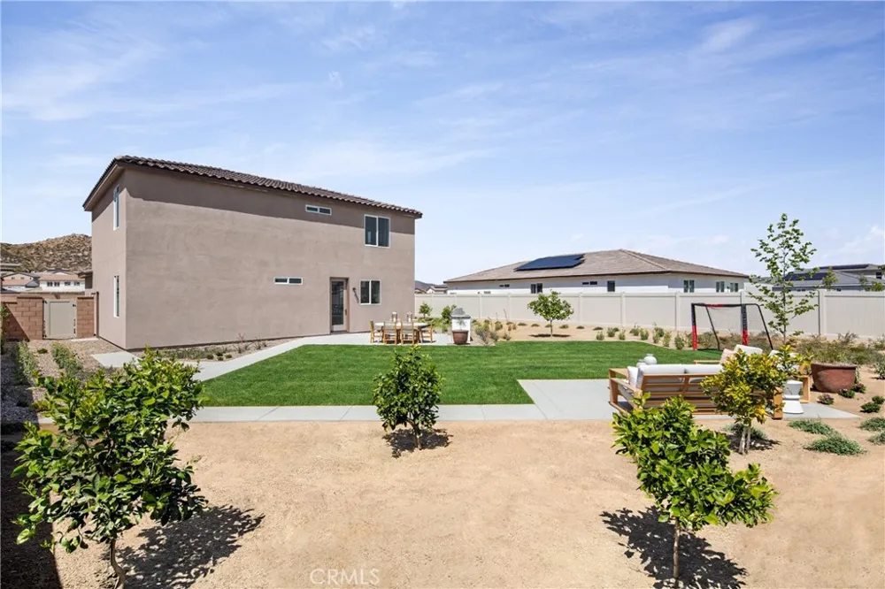 31048 Ferguson Court Winchester, CA 92596