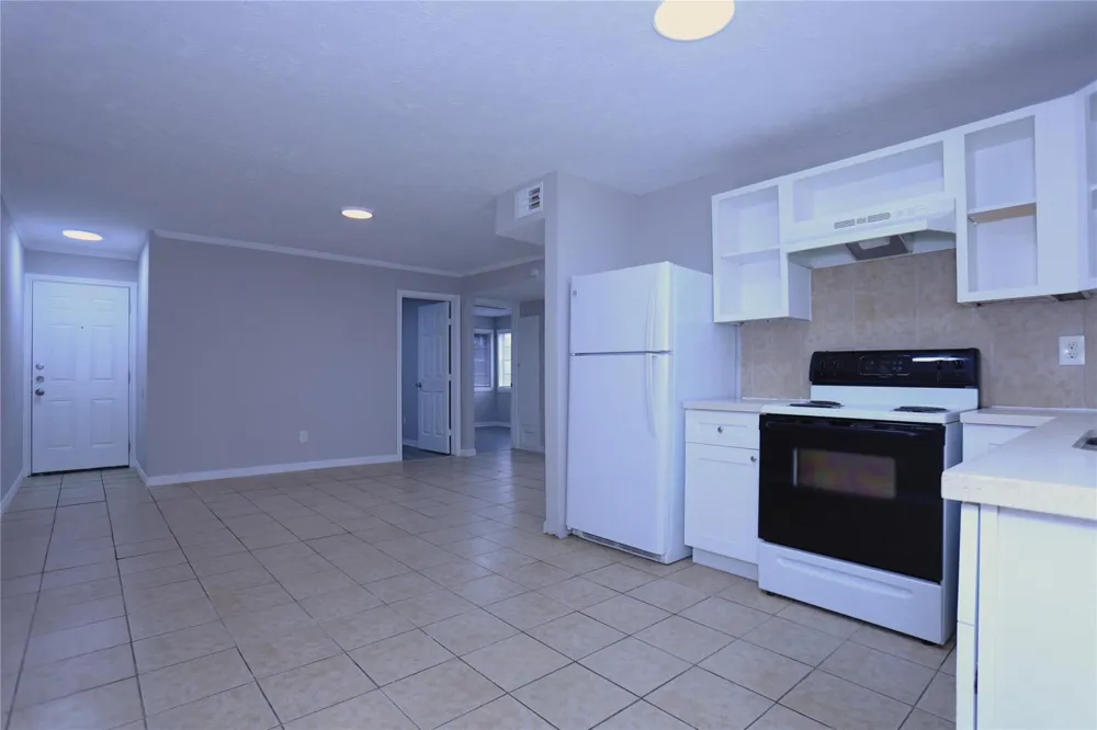 123 W 6th Street #2 Freeport, TX 77541