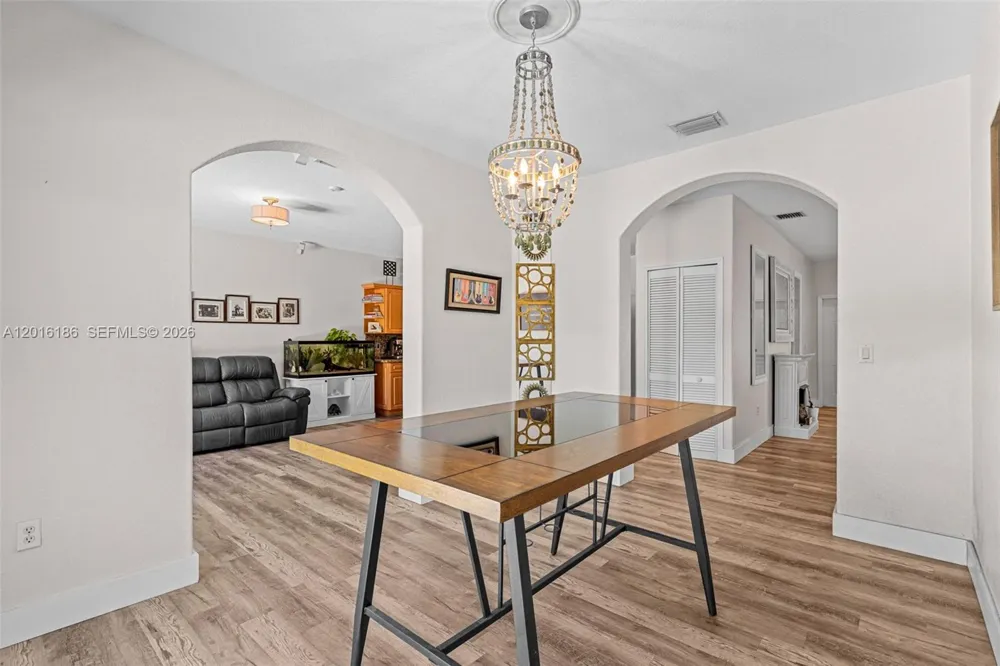16238 NW 91st Ave Miami Lakes, FL 33018
