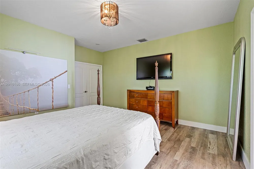 16238 NW 91st Ave Miami Lakes, FL 33018