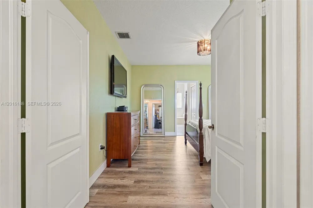 16238 NW 91st Ave Miami Lakes, FL 33018