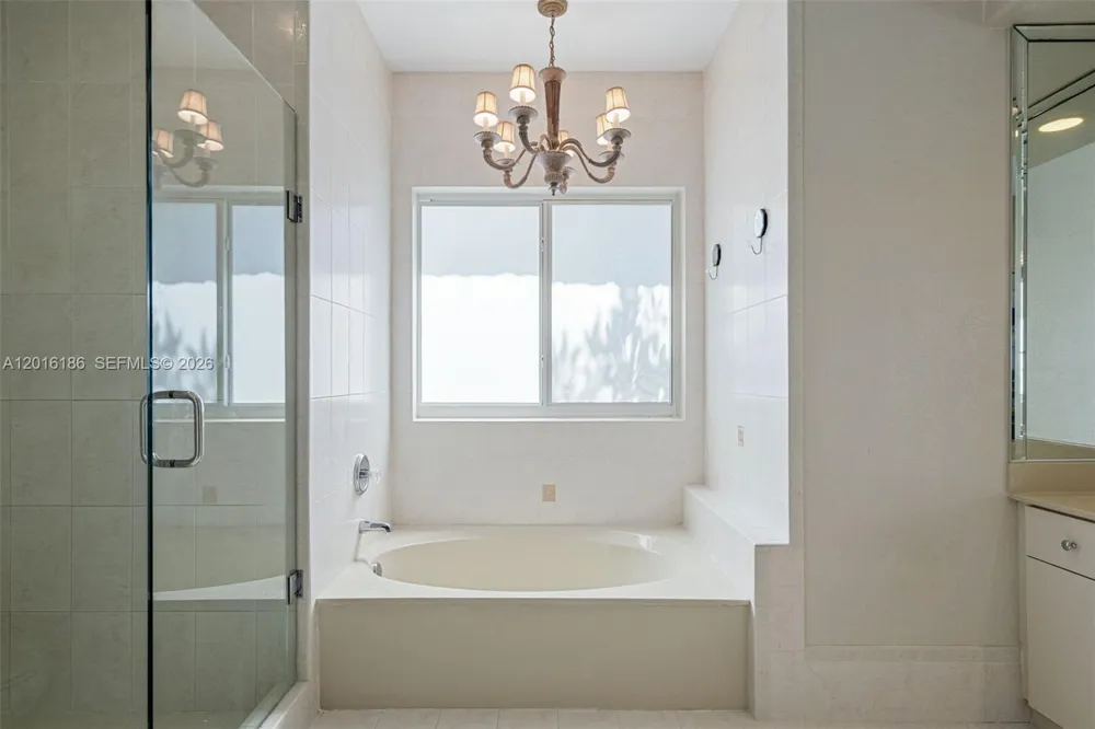 16238 NW 91st Ave Miami Lakes, FL 33018