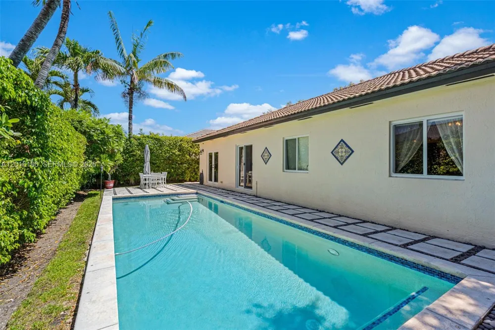 16238 NW 91st Ave Miami Lakes, FL 33018