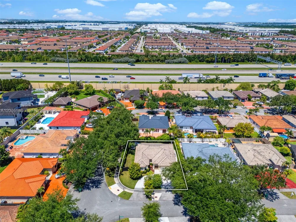 16238 NW 91st Ave Miami Lakes, FL 33018