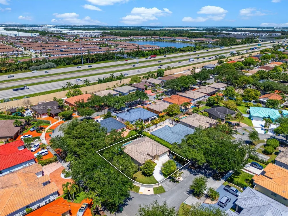 16238 NW 91st Ave Miami Lakes, FL 33018