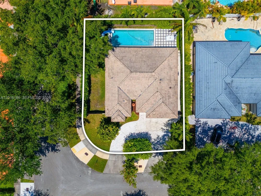 16238 NW 91st Ave Miami Lakes, FL 33018