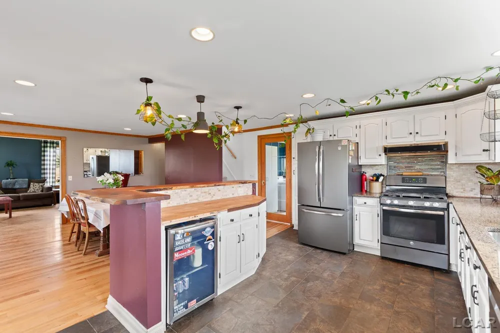 1908 E US-12 Highway Manchester Township, MI 49236