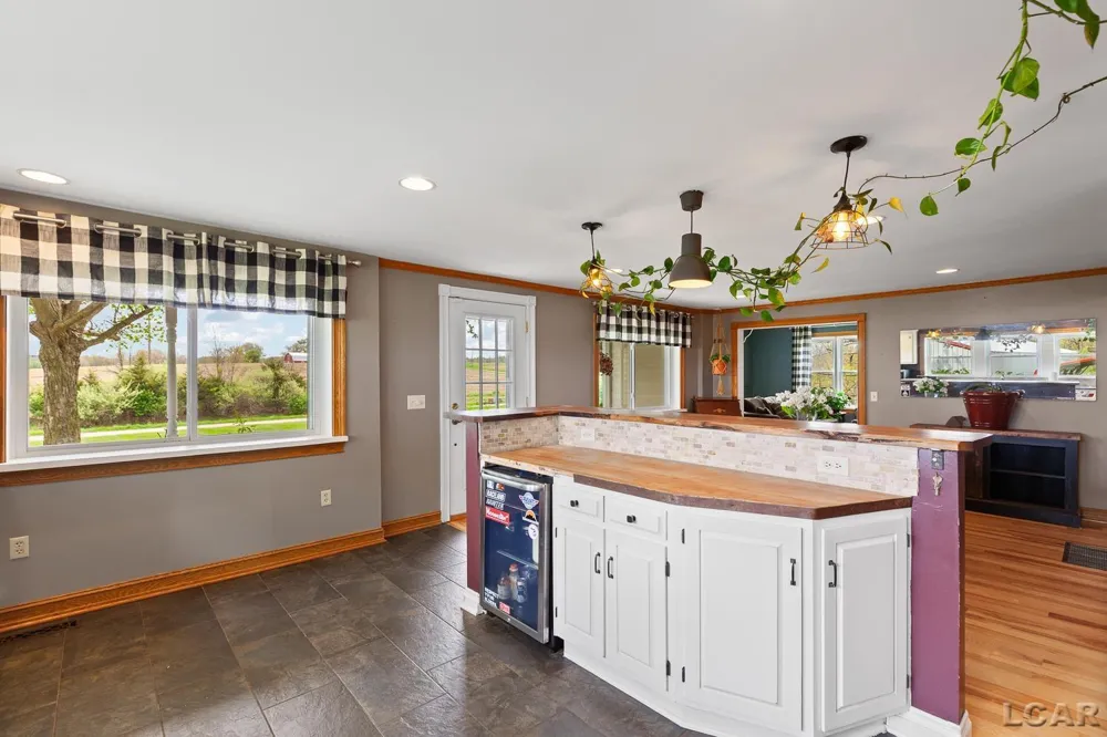 1908 E US-12 Highway Manchester Township, MI 49236