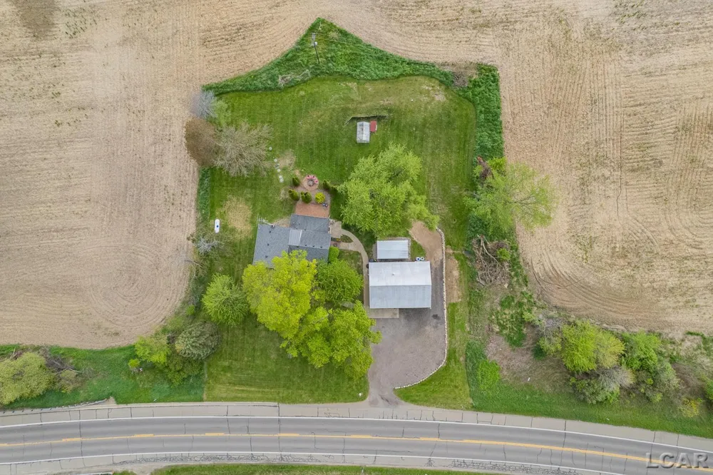 1908 E US-12 Highway Manchester Township, MI 49236