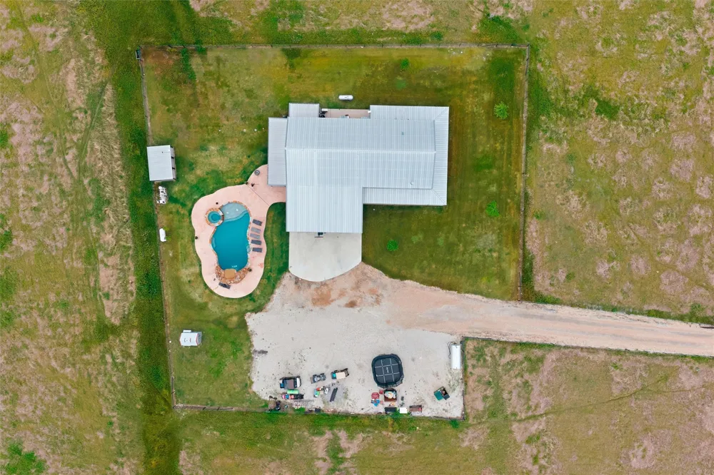 5681 Cooksey Lane Robinson, TX 76706