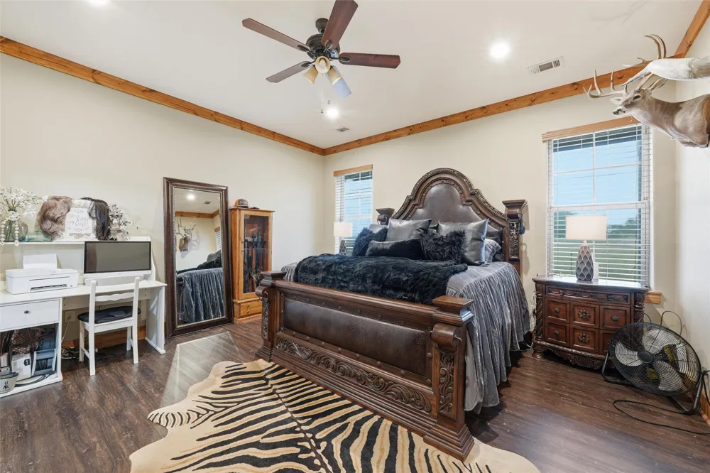 5681 Cooksey Lane Robinson, TX 76706