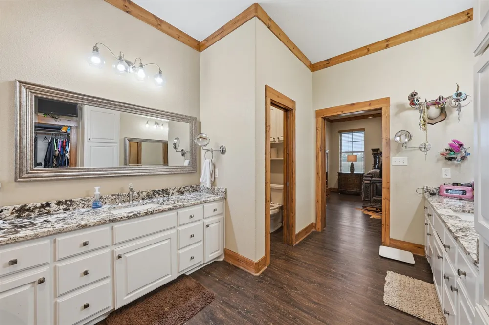 5681 Cooksey Lane Robinson, TX 76706