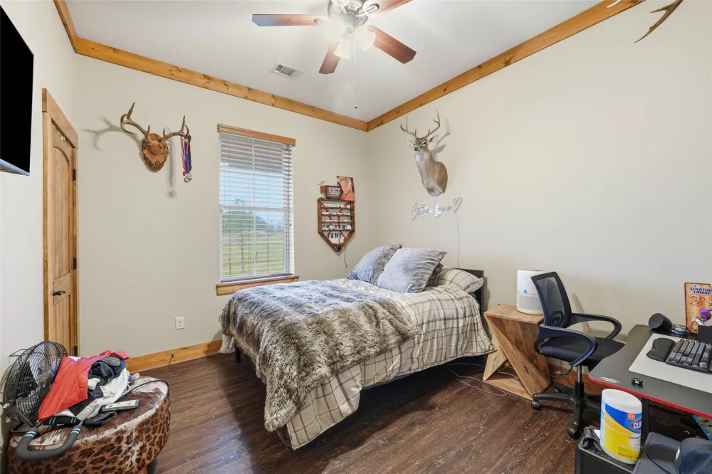 5681 Cooksey Lane Robinson, TX 76706
