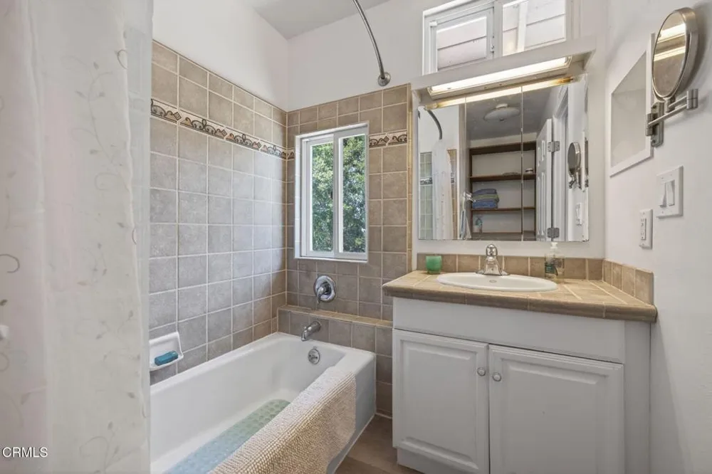 883 Moreno Drive Ojai, CA 93023