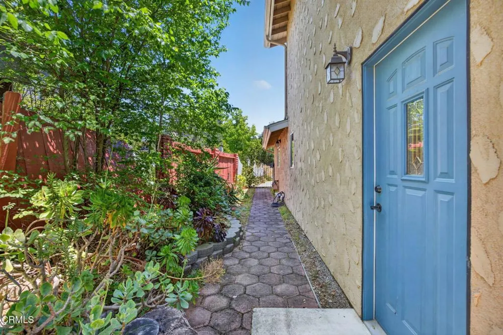 883 Moreno Drive Ojai, CA 93023
