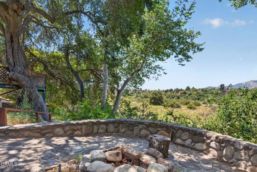 883 Moreno Drive Ojai, CA 93023