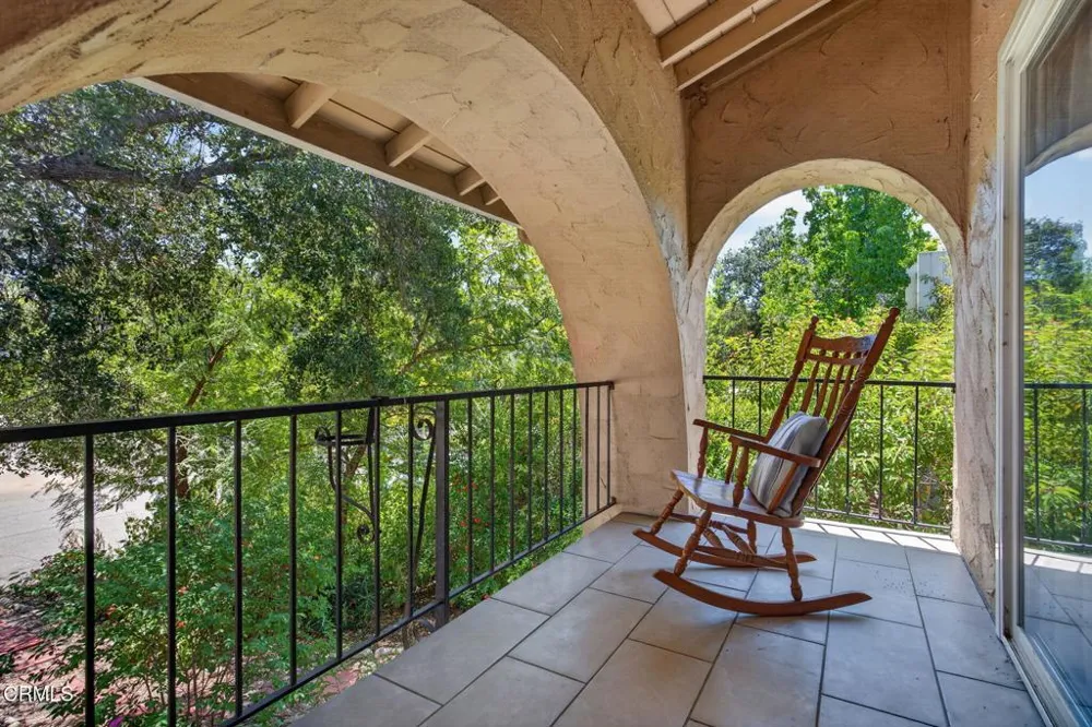 883 Moreno Drive Ojai, CA 93023