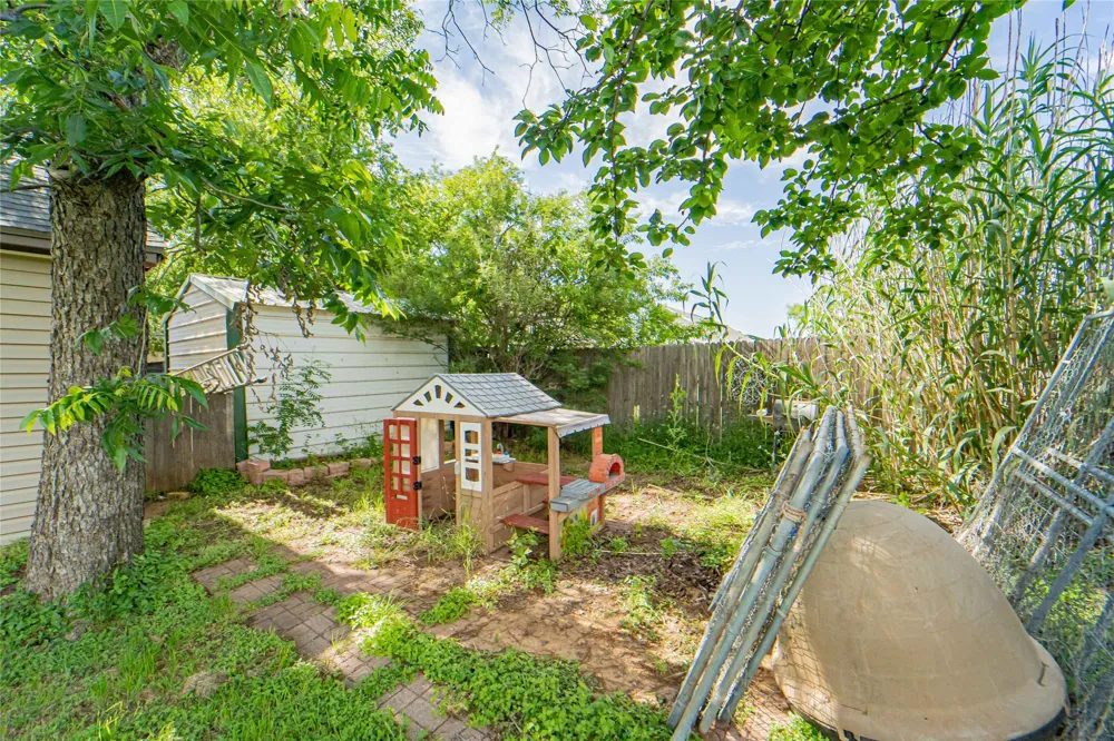 1404 W Walker Street Breckenridge, TX 76424