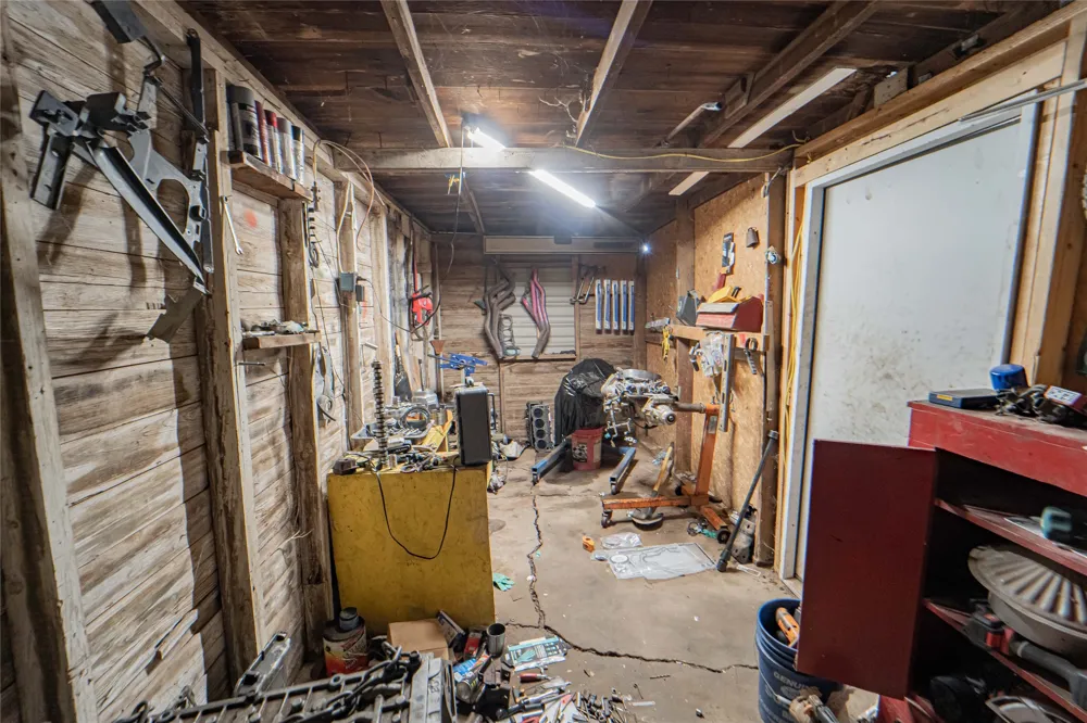 1404 W Walker Street Breckenridge, TX 76424