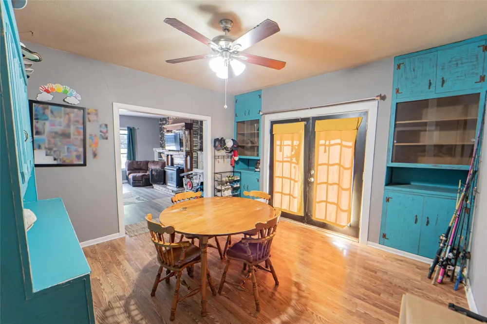 1404 W Walker Street Breckenridge, TX 76424