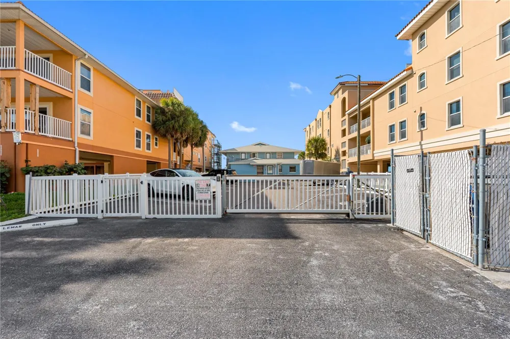 614 GULF BOULEVARD #9 Indian Rocks Beach, FL 33785