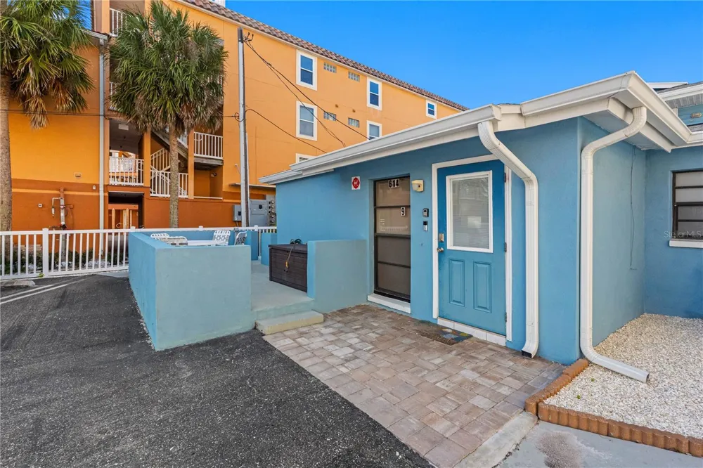 614 GULF BOULEVARD #9 Indian Rocks Beach, FL 33785