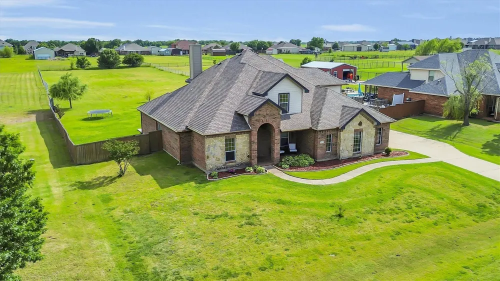 1461 Harvest Lane Nevada, TX 75173