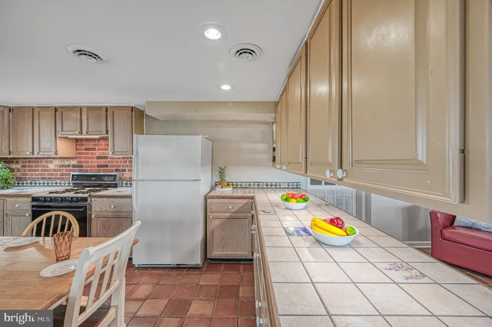 11200 EMERY LANE Bumpass, VA 23024