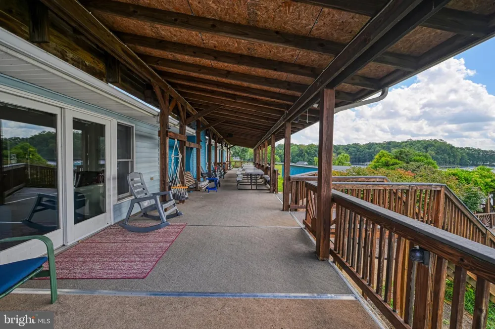 11200 EMERY LANE Bumpass, VA 23024
