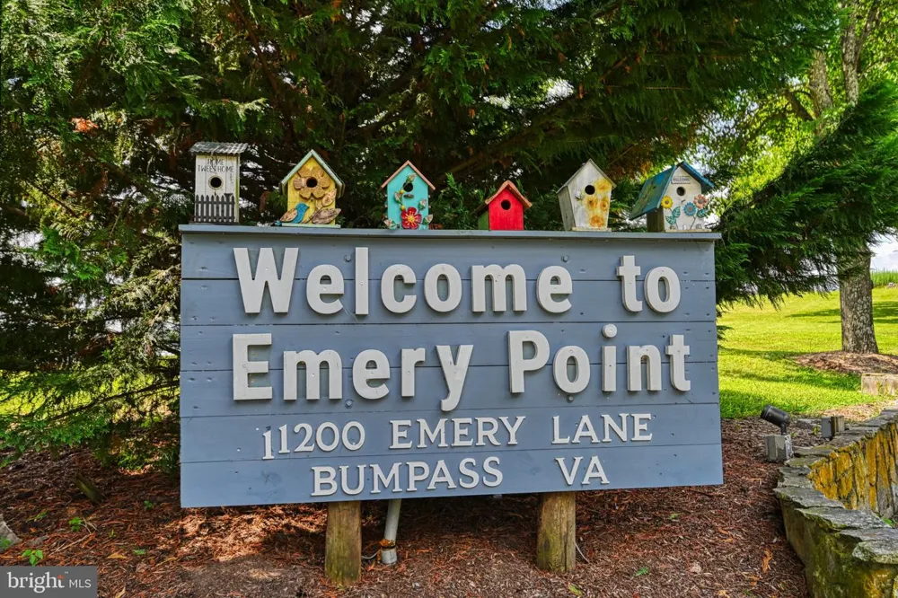 11200 EMERY LANE Bumpass, VA 23024
